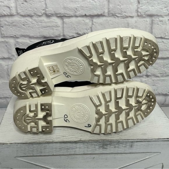 DKNY Womens Pandie Platform Lug Sole Booties - Picture 15 of 16